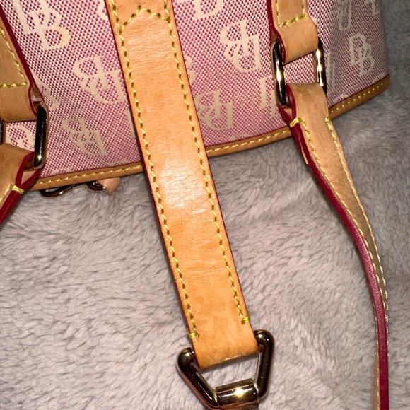 Dooney & bourke pink bucket bag - Picture 11 of 11